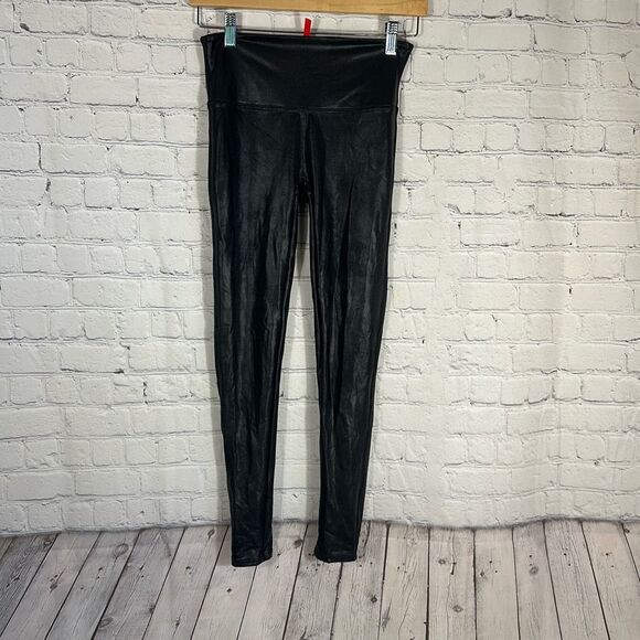 SPANX SPANXshape Faux Leather Black Leggings size M Medium Petite - Picture 1 of 10